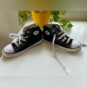 Toddler Size 10 Converse Little Kid
